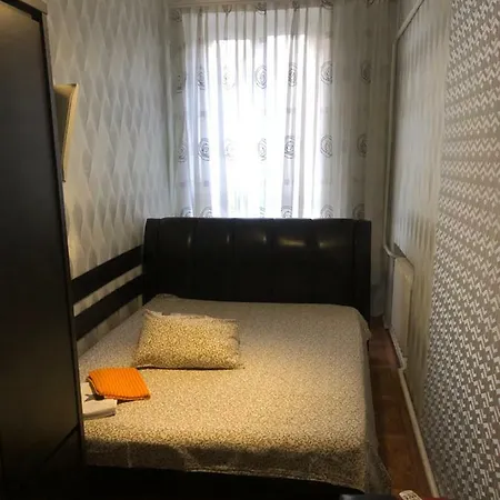 Uspenskaya Apartment *